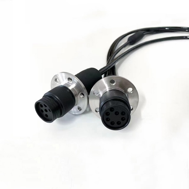 Conector Submarino UC 1053 de 8 Pines