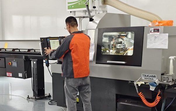 Conector Submarino UC 1057 de 1 Pin